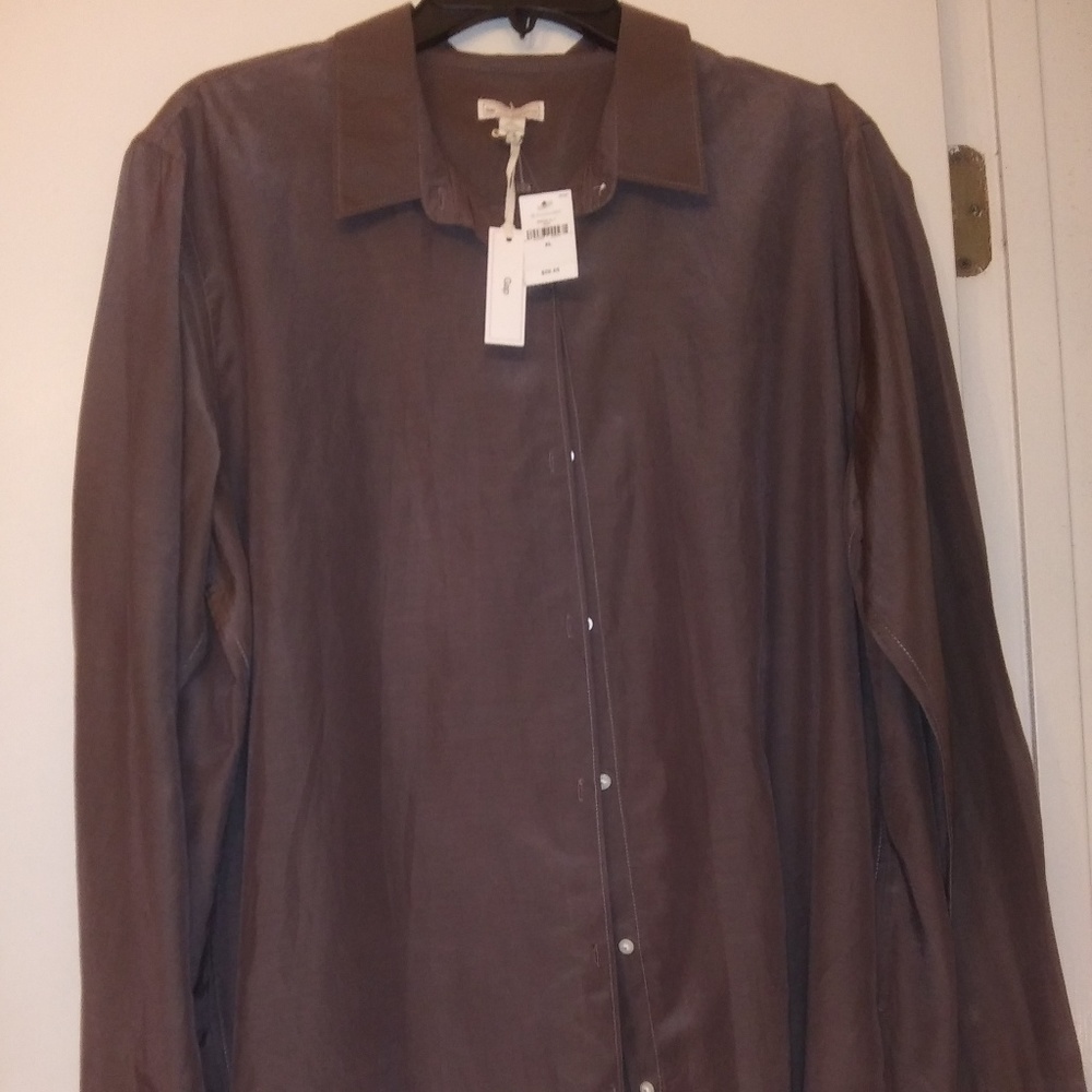 Gap Silk Long Sleeve XL!! New w Tags